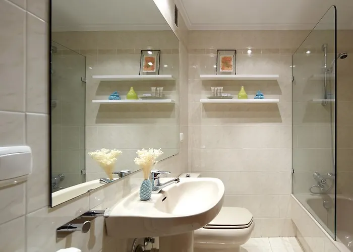 Playa De Ondarreta 2 By Feelfree *